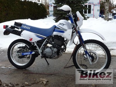 2000 Yamaha XT 350 photo